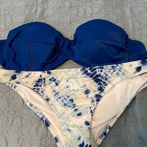 Victoria’s Secret bikini